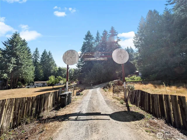 $359,000 | 15716 A P Tubbs Road East, Buckley, WA 98321