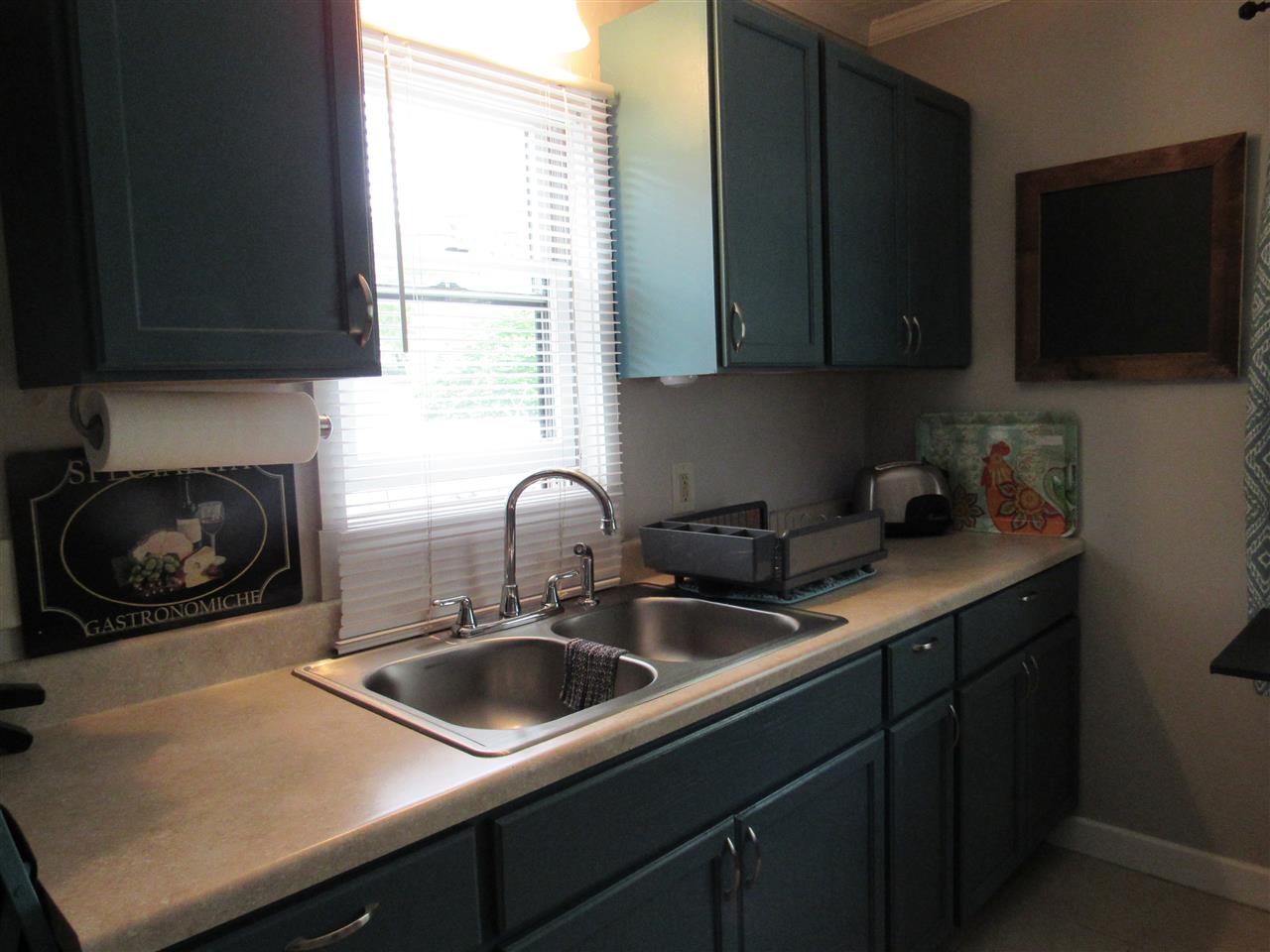 169 Lincoln Avenue Rutland, VT 05701 - Photo 3 of 14 Gallery Image 3