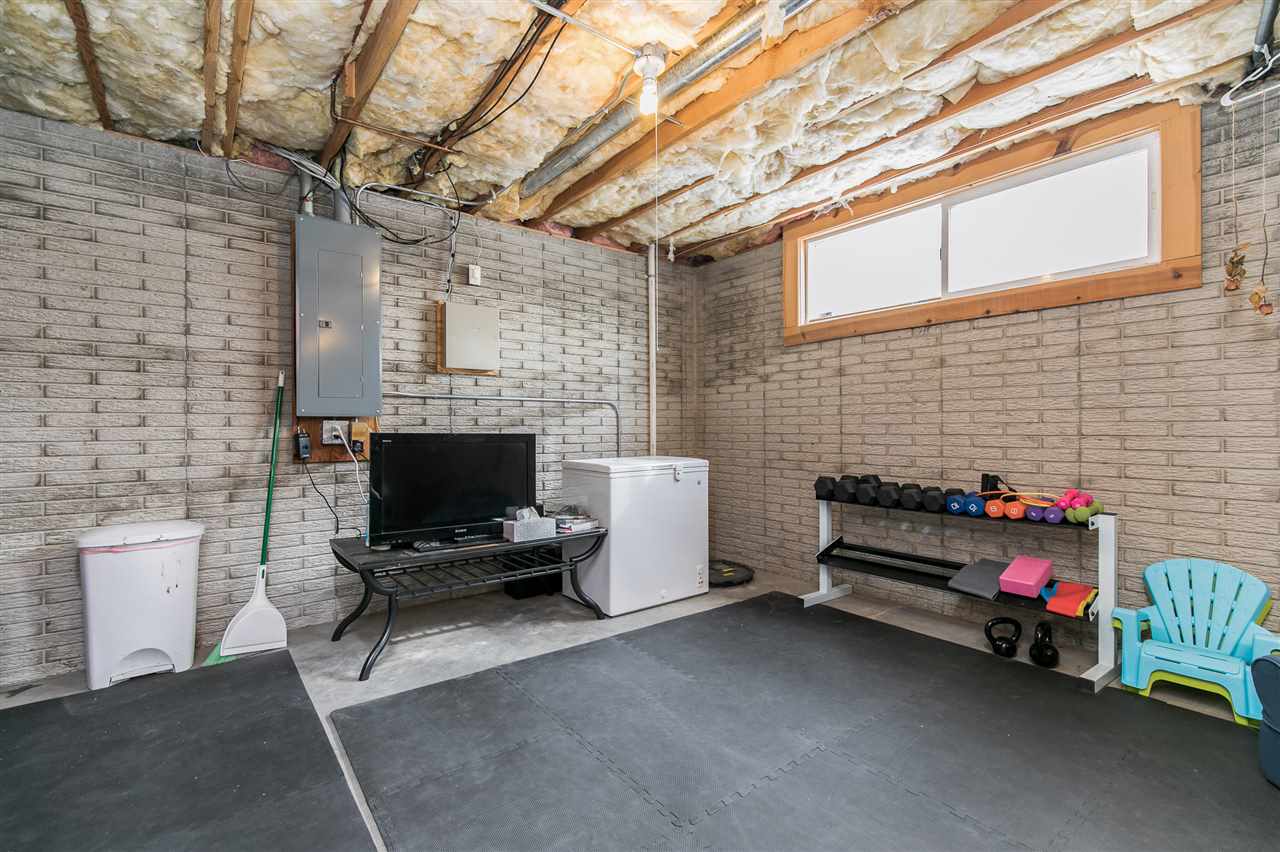213 Stoney Point Road Southwest Cedar Rapids, IA 52404 - Photo 27 of 29 Gallery Image 27
