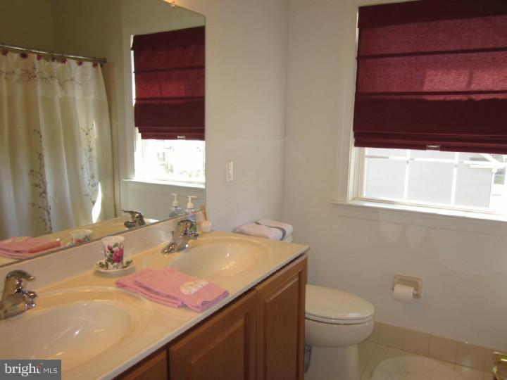 2004 Grenoble Road Coatesville, PA 19320 - Photo 19 of 25 Bathroom