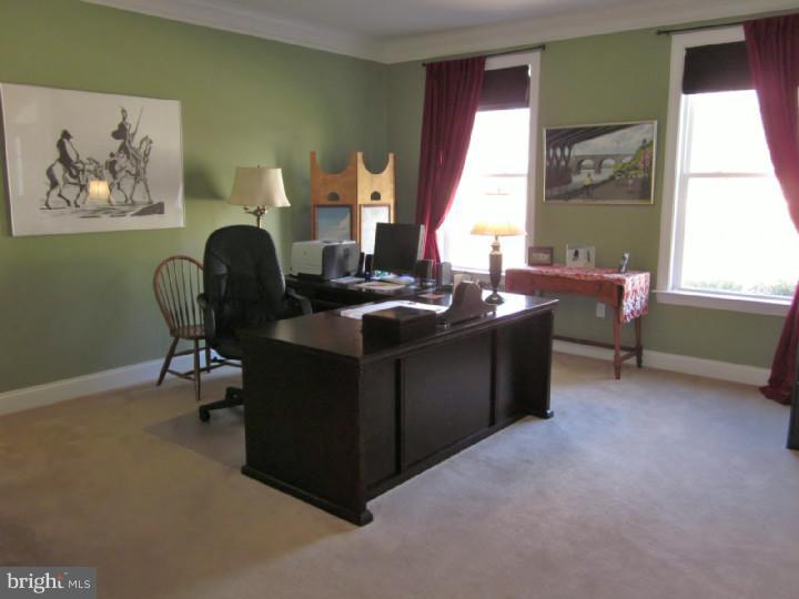 2004 Grenoble Road Coatesville, PA 19320 - Photo 4 of 25 Living Room
