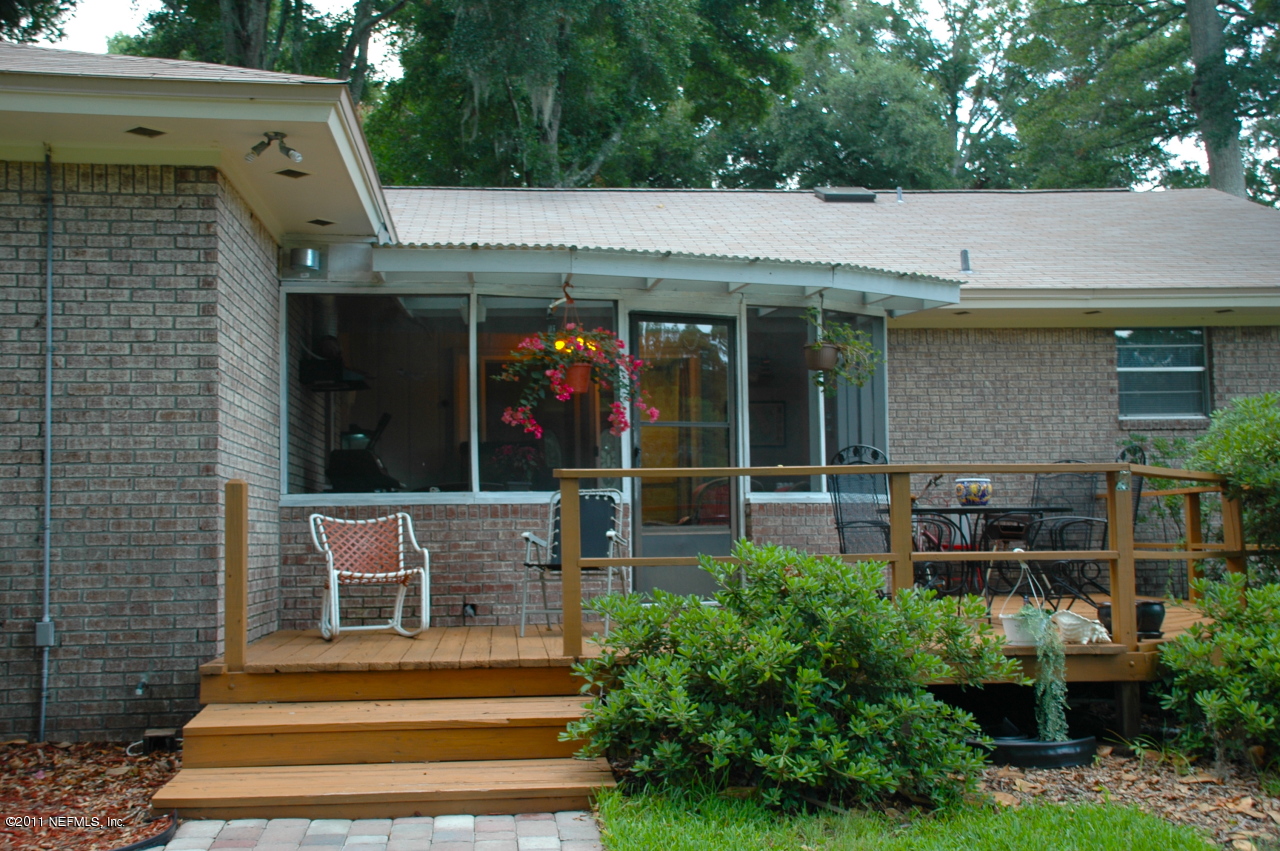 3494 Sandburg Road Jacksonville, FL 32277 - Photo 10 of 13 Deck