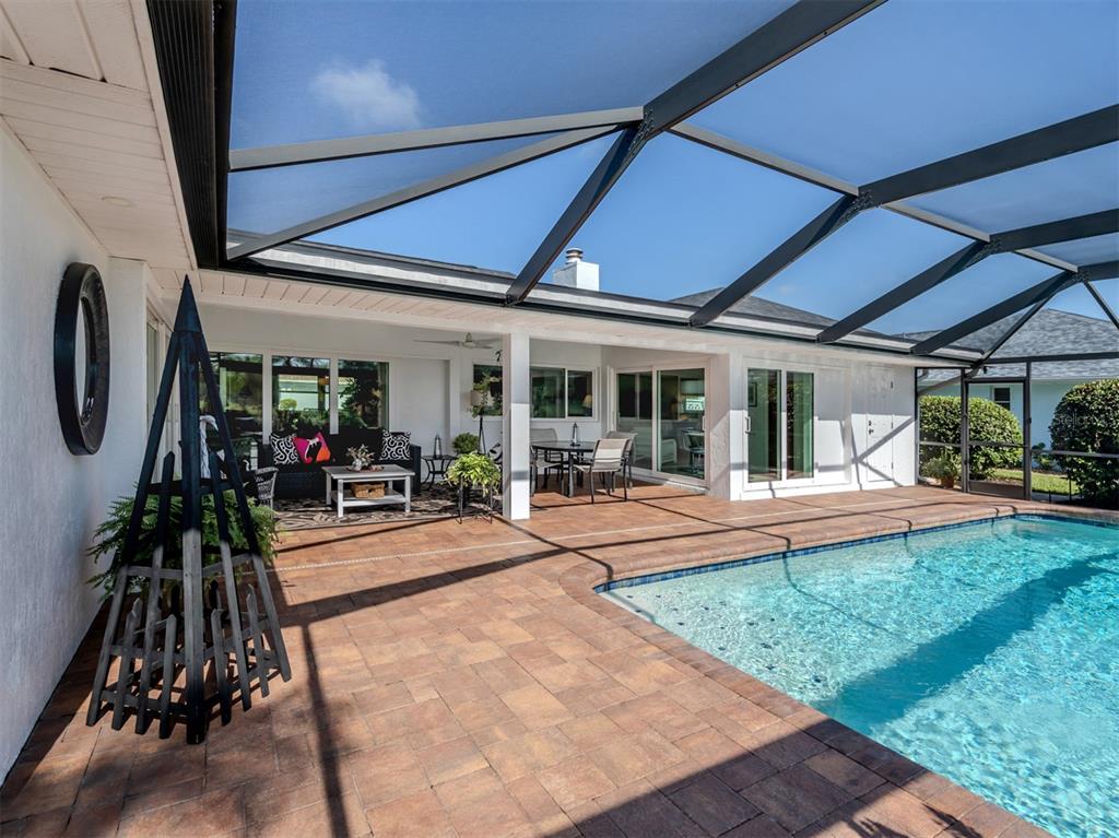 1228 Pine Needle Road Venice, FL 34285 - Photo 26 of 84 Gallery Image 26