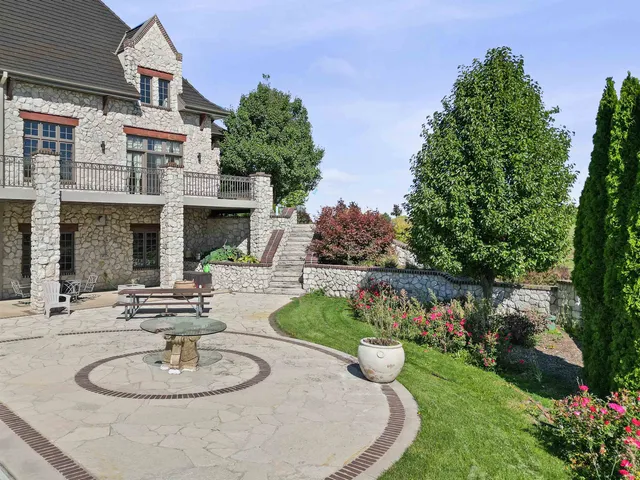 $2,900,000 | N1179 County Rd Q, Watertown, WI 53098