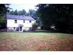 1085 Bodwell Road Manchester, NH 03109 - Photo 2 of 4