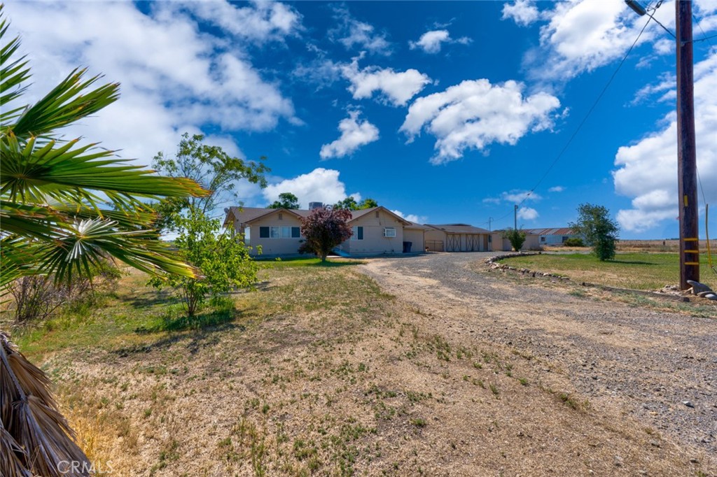 17626 Britto Road Dos Palos, CA 93620 - Photo 4 of 65