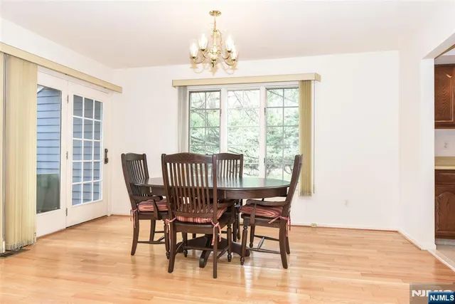 $539,000 | 339 Cambridge Drive, Ramsey, NJ 07446