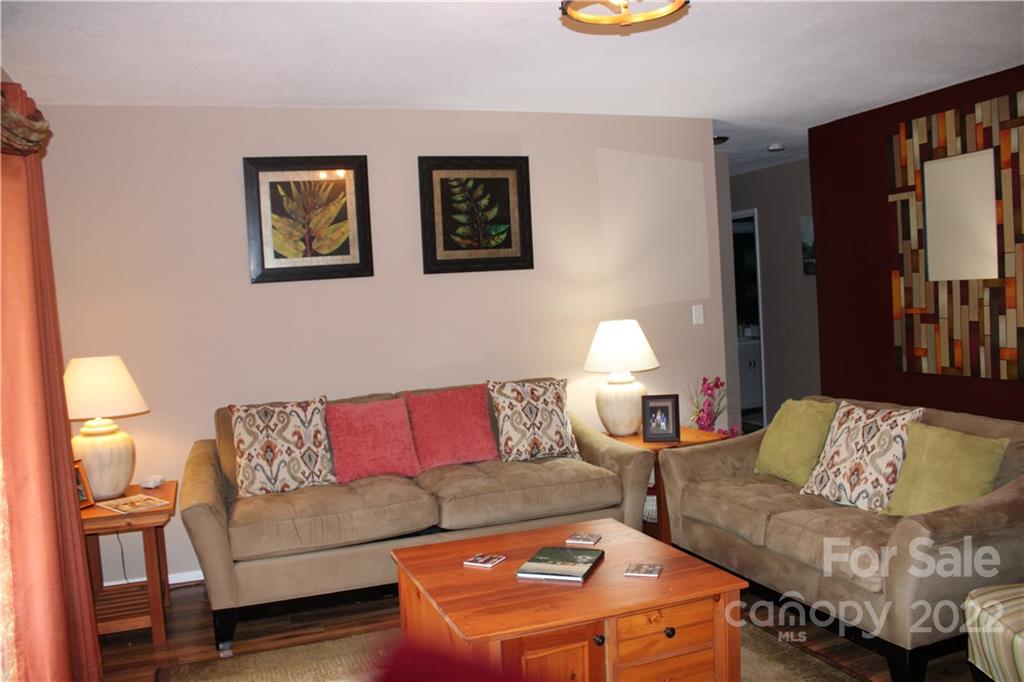 71 Shepard Square Brevard, NC 28712 - Photo 7 of 23 a living room with furniture and a lamp