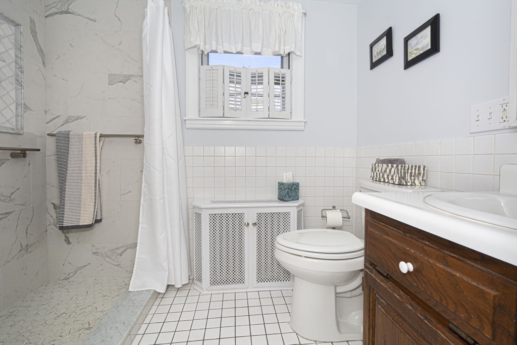 2814 Providence Road Northbridge, MA 01534 - Photo 11 of 29 Gallery Image 11
