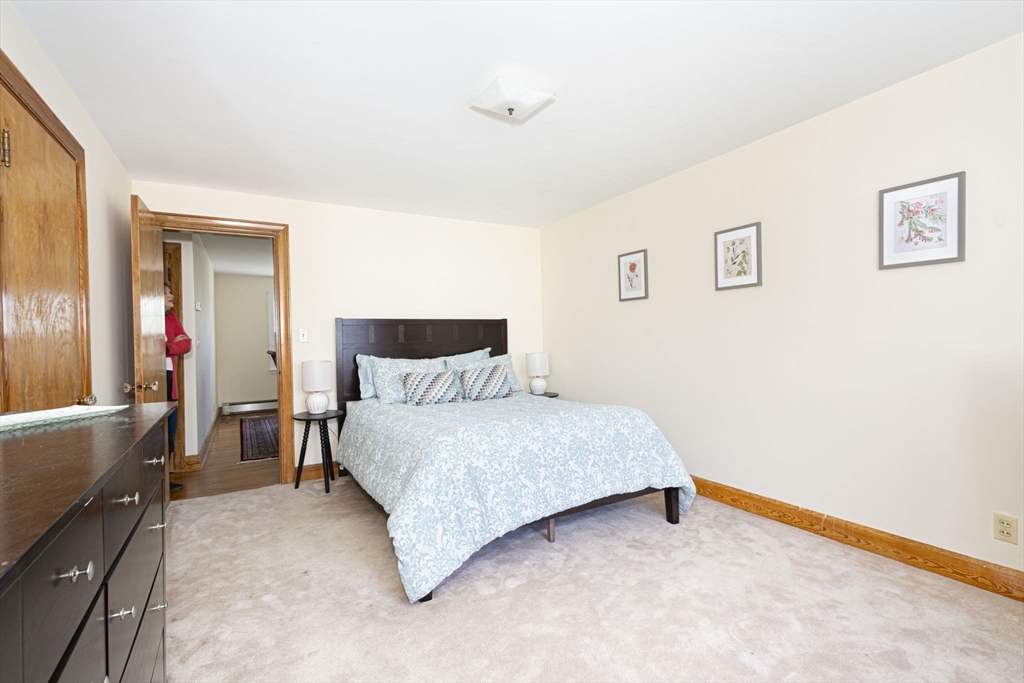 2814 Providence Road Northbridge, MA 01534 - Photo 15 of 29 Gallery Image 15