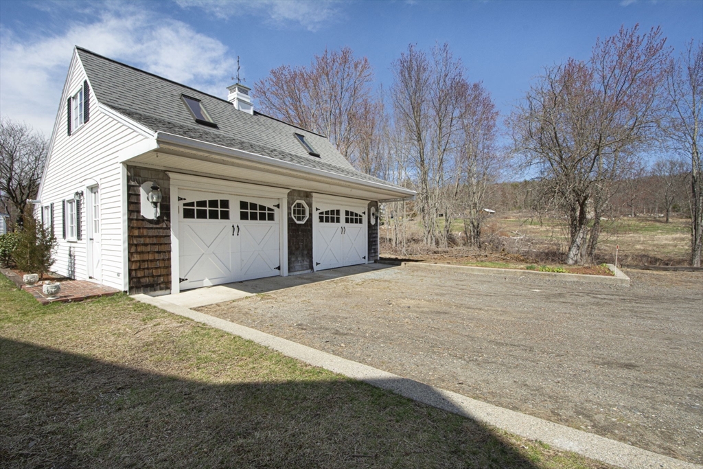 2814 Providence Road Northbridge, MA 01534 - Photo 25 of 29 Gallery Image 25