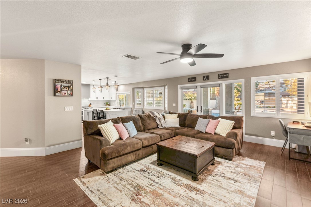 2040 Shadow Brook Way Henderson, NV 89074 - Photo 13 of 40