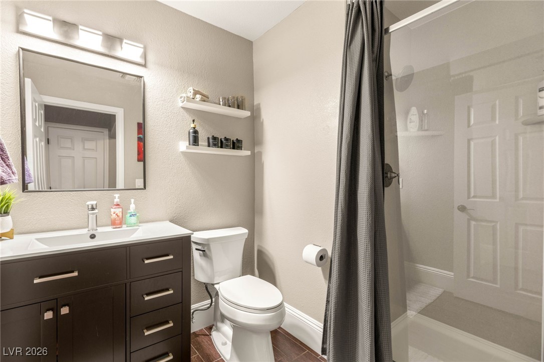 2040 Shadow Brook Way Henderson, NV 89074 - Photo 15 of 40