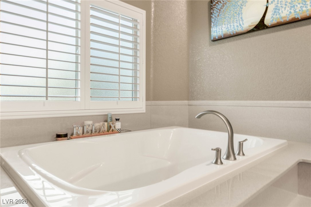 2040 Shadow Brook Way Henderson, NV 89074 - Photo 21 of 40