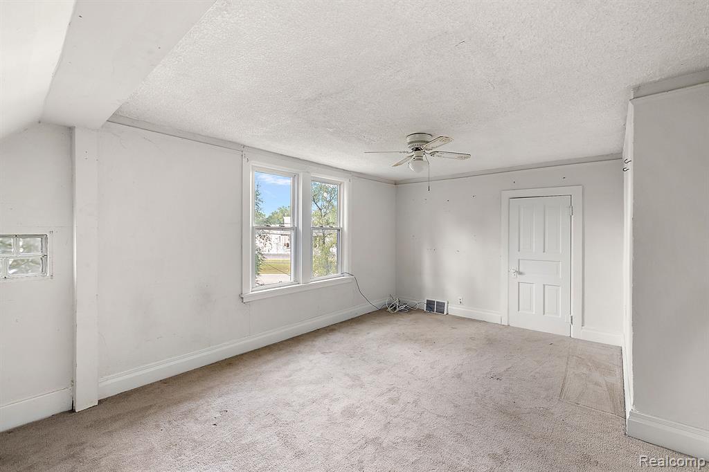 8360 East 13 Mile Road Warren, MI 48093 - Photo 31 of 37 Gallery Image 31