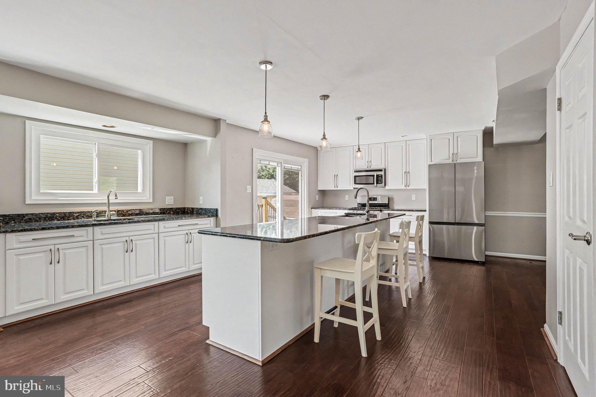 3 Perry Ridge Court Baltimore, MD 21237 - Photo 3 of 31 Modern kitchen with sleek finishes.