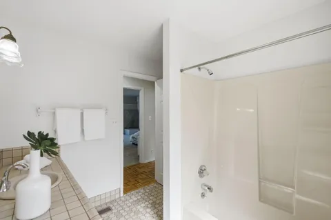 $3,198,000 | 2734 Summit Drive, Burlingame, CA 94010