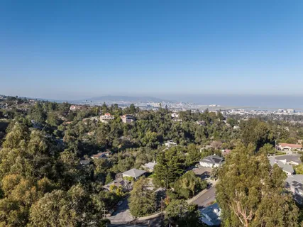 $3,198,000 | 2734 Summit Drive, Burlingame, CA 94010