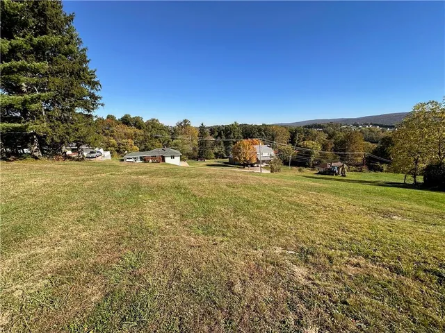 $40,000 | 42 Oconnell Avenue, Uniontown, PA 15401