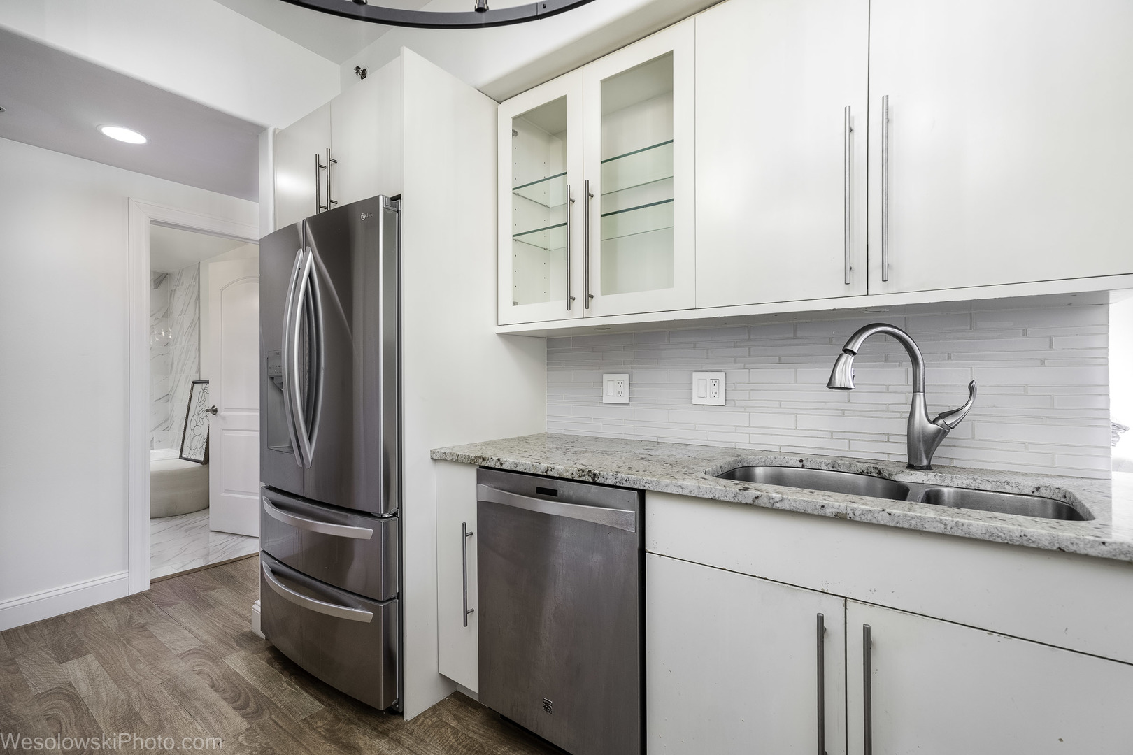 1705 Pavilion Way, Unit 208 Park Ridge, IL 60068 - Photo 4 of 30
