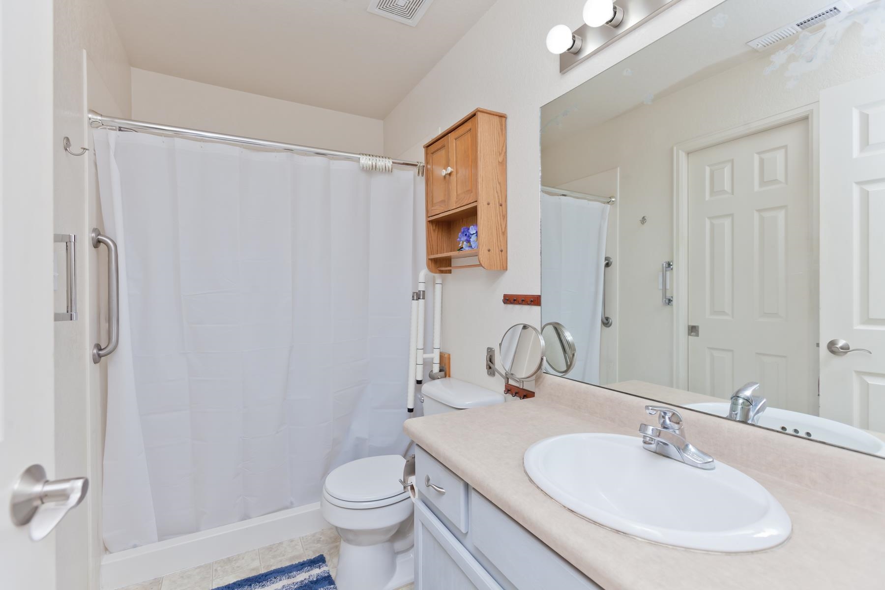 231 Narrow Leaf Drive Fruita, CO 81521 - Photo 25 of 40 a bathroom with a sink toilet and shower