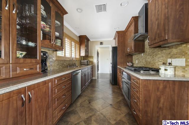 300 Kempton Road Glendale, CA 91202 - Photo 15 of 46 Gallery Image 15