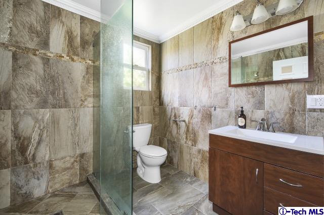300 Kempton Road Glendale, CA 91202 - Photo 25 of 46 Gallery Image 25
