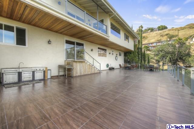 300 Kempton Road Glendale, CA 91202 - Photo 36 of 46 Gallery Image 36