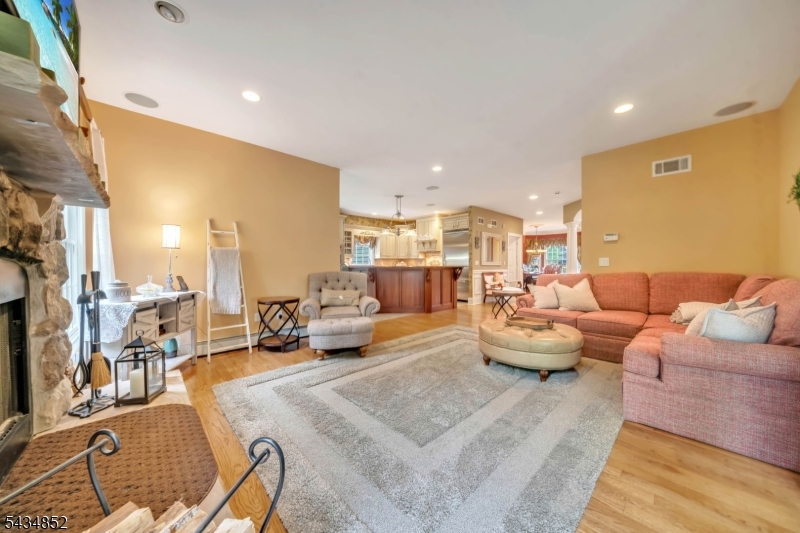 6 Princess Court Oak Ridge, NJ 07438 - Photo 15 of 50
