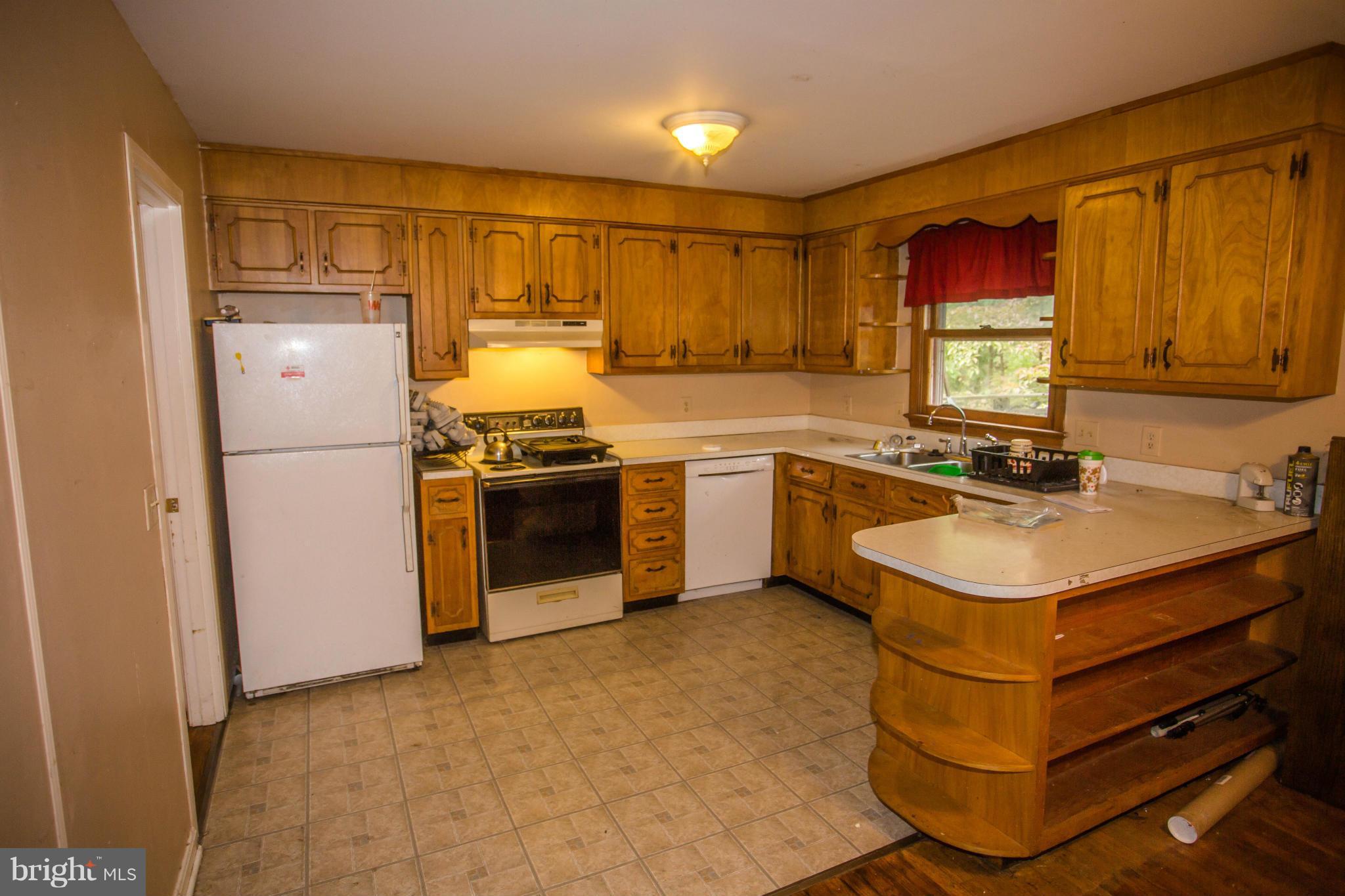 433 Ridgemore Street Fredericksburg, VA 22405 - Photo 4 of 5 Kitchen