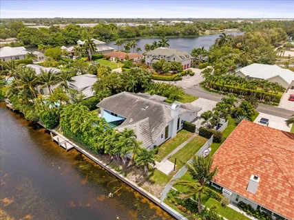 $2,995,000 | 1002 Lake Shore Drive, Delray Beach, FL 33444