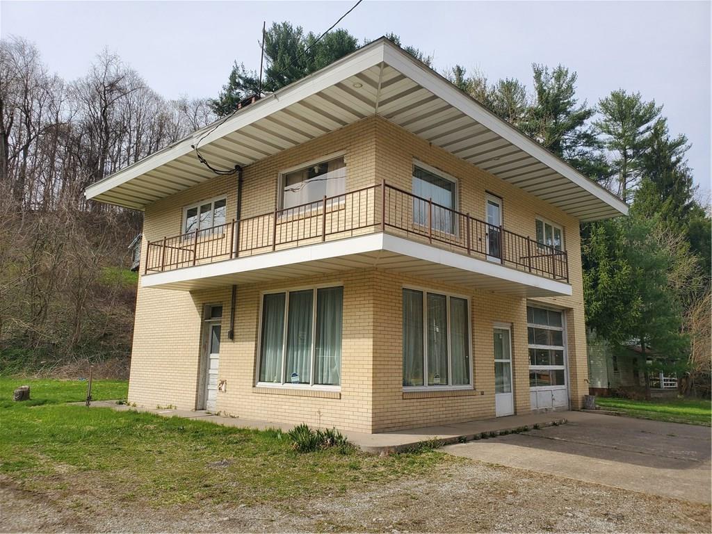 8896 Roberts Hollow Road Elizabeth, PA 15037 - Photo 2 of 18 Gallery Image 2