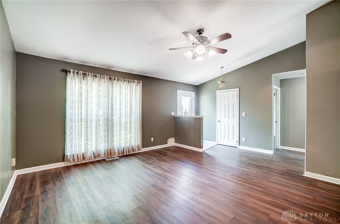 360 Clearcreek Franklin Road Springboro, OH 45066 - Photo 6 of 39 Gallery Image 6