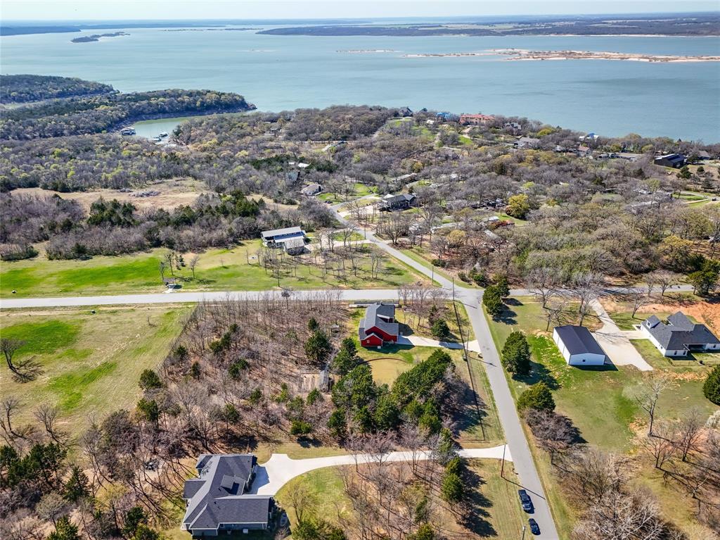 216 Glen Ellen Road Pottsboro, TX 75076 - Photo 34 of 38 a view of a city with an ocean