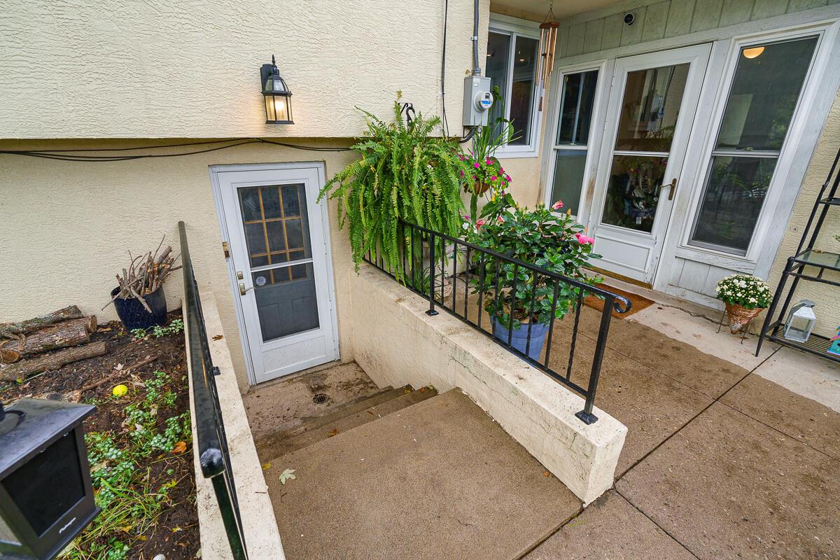 3090 North Star Road Columbus, OH 43221 - Photo 40 of 44 3090 walkout lower level