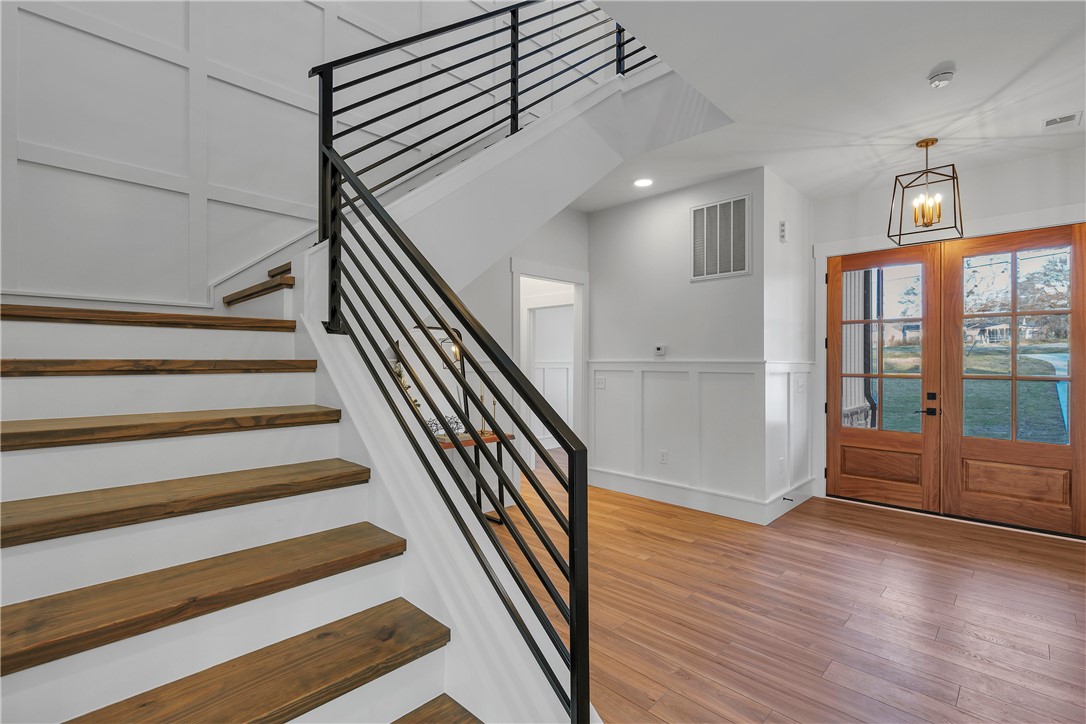 637 Cherokee Road Pelzer, SC 29669 - Photo 8 of 38