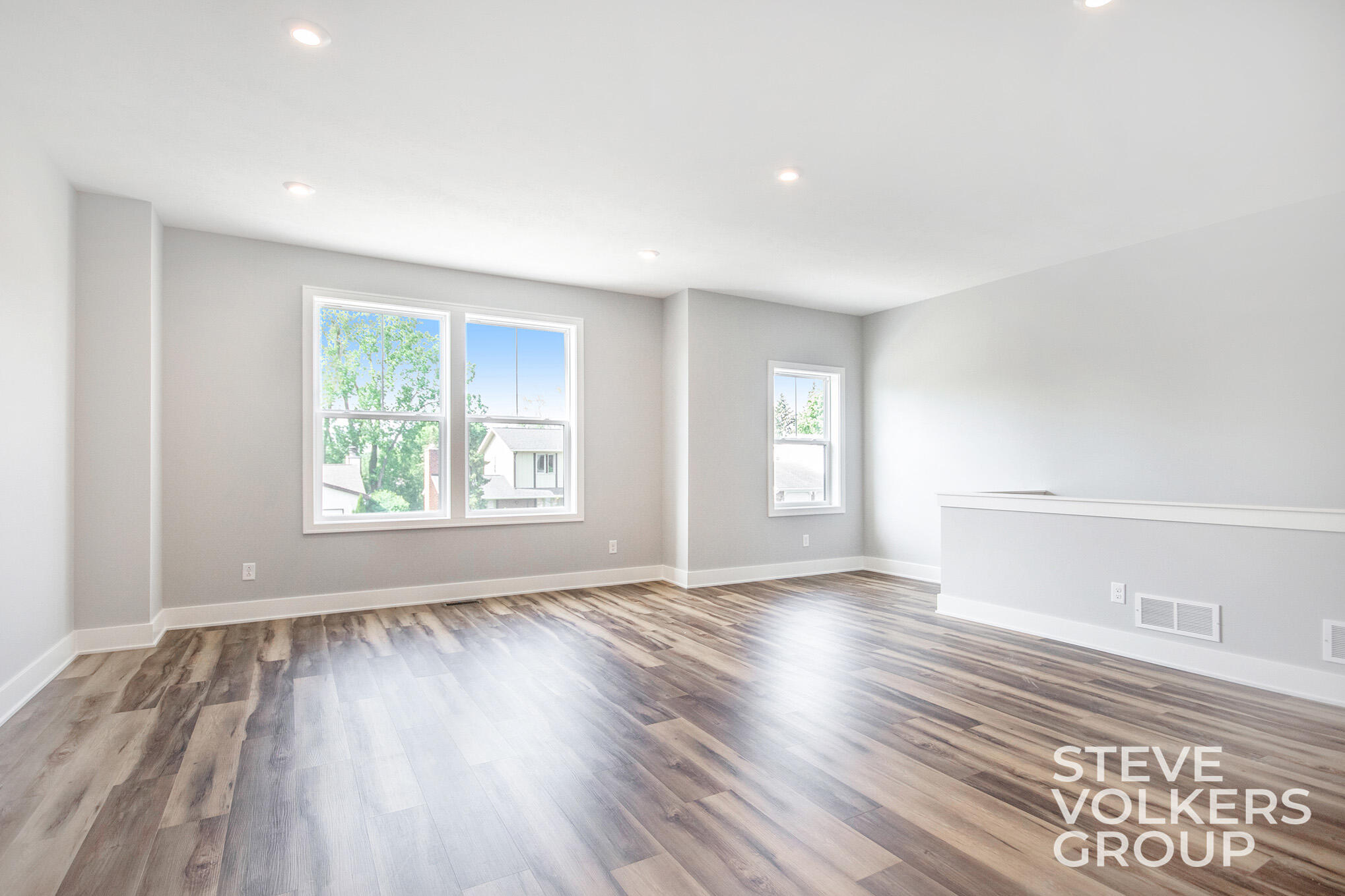 2529 Inverness Road Southeast Grand Rapids, MI 49546 - Photo 11 of 40 2529 Inverness Road SE