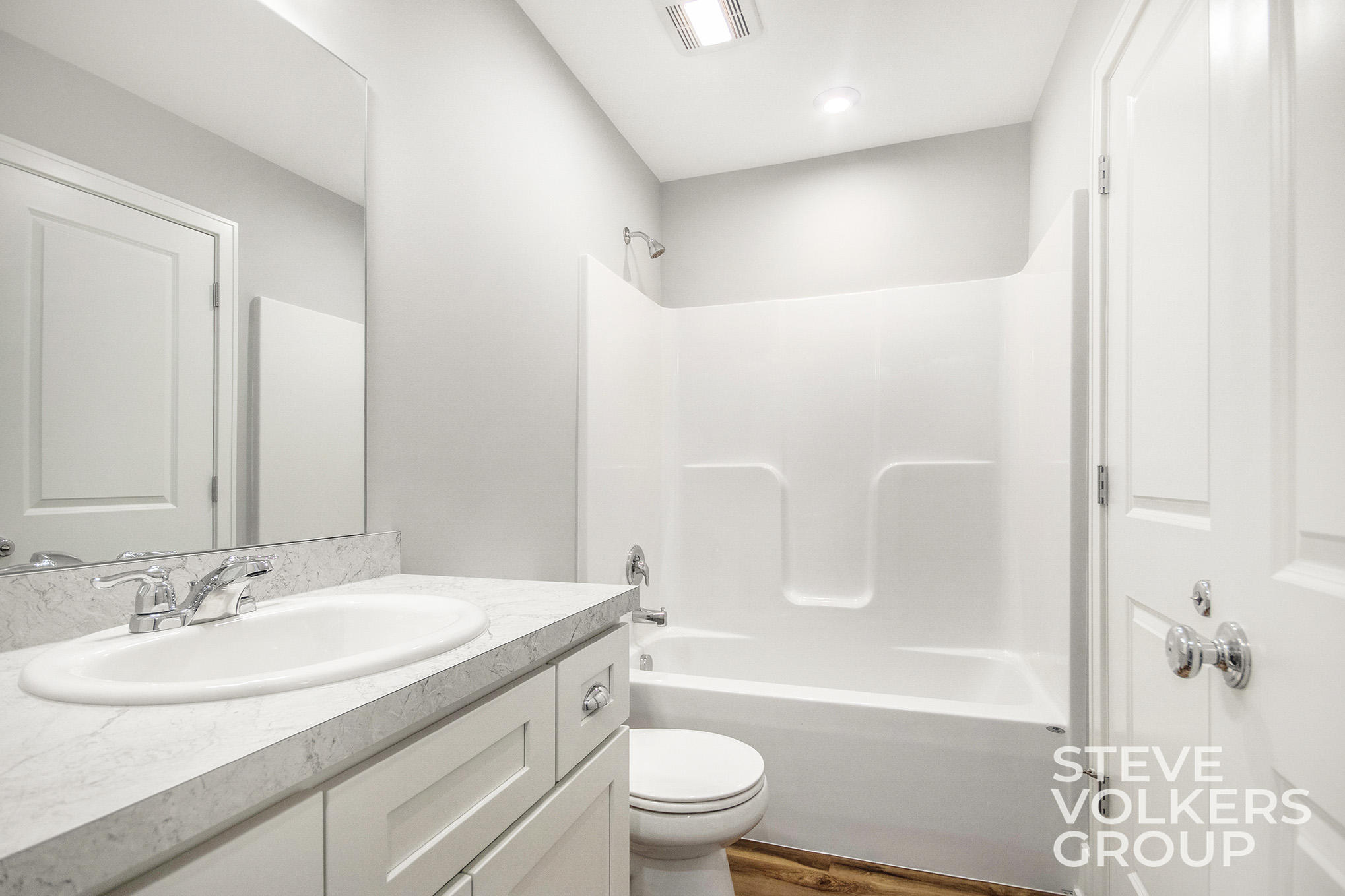 2529 Inverness Road Southeast Grand Rapids, MI 49546 - Photo 8 of 40 2529 Inverness Road SE