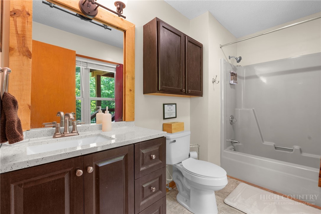 106 Upper Grouse Ridge Road Beech Mountain, NC 28604 - Photo 18 of 27