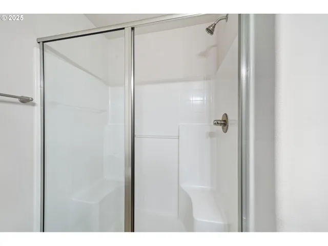 $355,000 | 172 Northeast 79th Avenue, Hillsboro, OR 97006