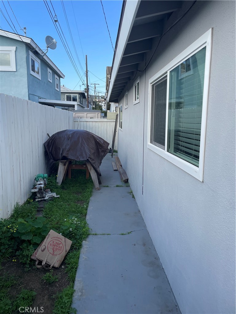 34095 Aurelio Dana Point, CA 92629 - Photo 25 of 32 a view of a back yard of the house