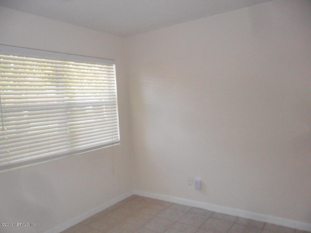 5751 Dickson Road Jacksonville, FL 32211 - Photo 18 of 82 SAM_0625
