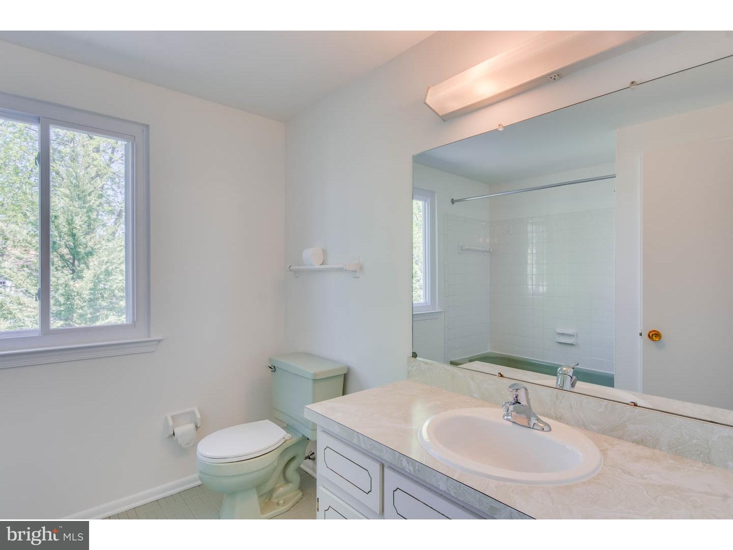 713 Cotswold Road Somerdale, NJ 08083 - Photo 17 of 24 Gallery Image 17