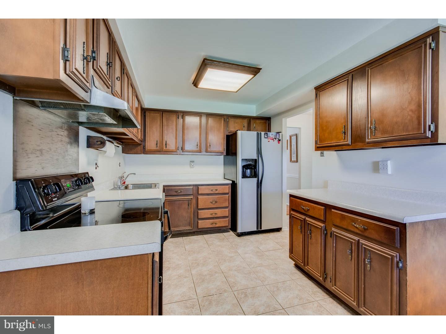 713 Cotswold Road Somerdale, NJ 08083 - Photo 9 of 24 Gallery Image 9