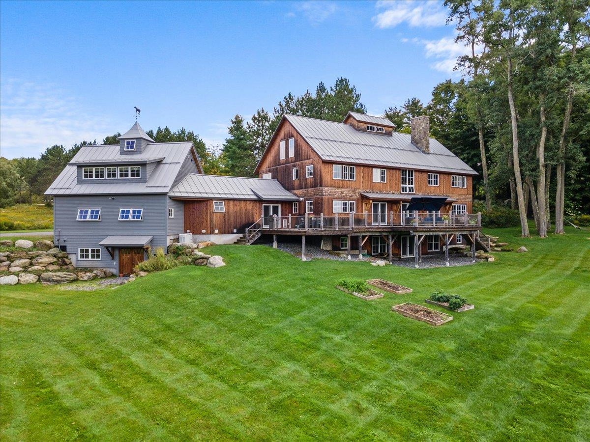 80 Cross Road Stowe, VT 05672 - Photo 5 of 40