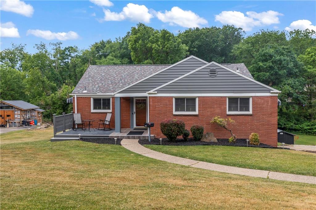 214 Drake Road Bethel Park, PA 15102 - Photo 1 of 32 Gallery Image 1