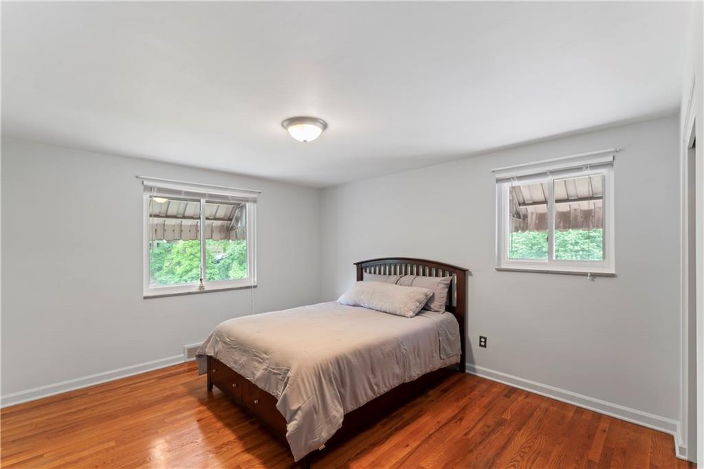 214 Drake Road Bethel Park, PA 15102 - Photo 15 of 32 Gallery Image 15