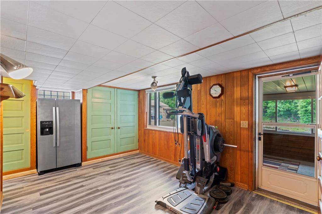 214 Drake Road Bethel Park, PA 15102 - Photo 21 of 32 Gallery Image 21