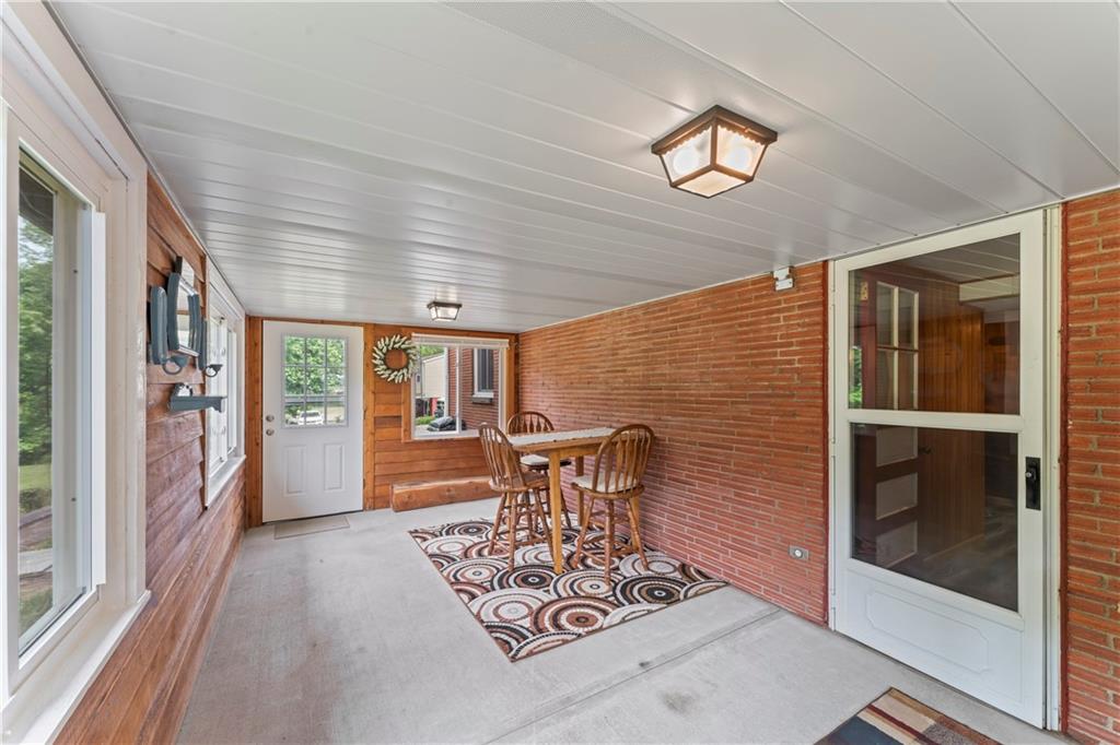 214 Drake Road Bethel Park, PA 15102 - Photo 24 of 32 Gallery Image 24