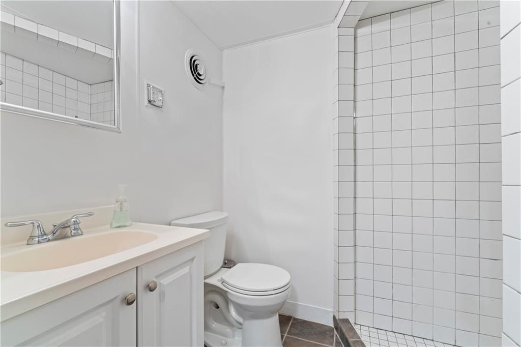 214 Drake Road Bethel Park, PA 15102 - Photo 27 of 32 Gallery Image 27